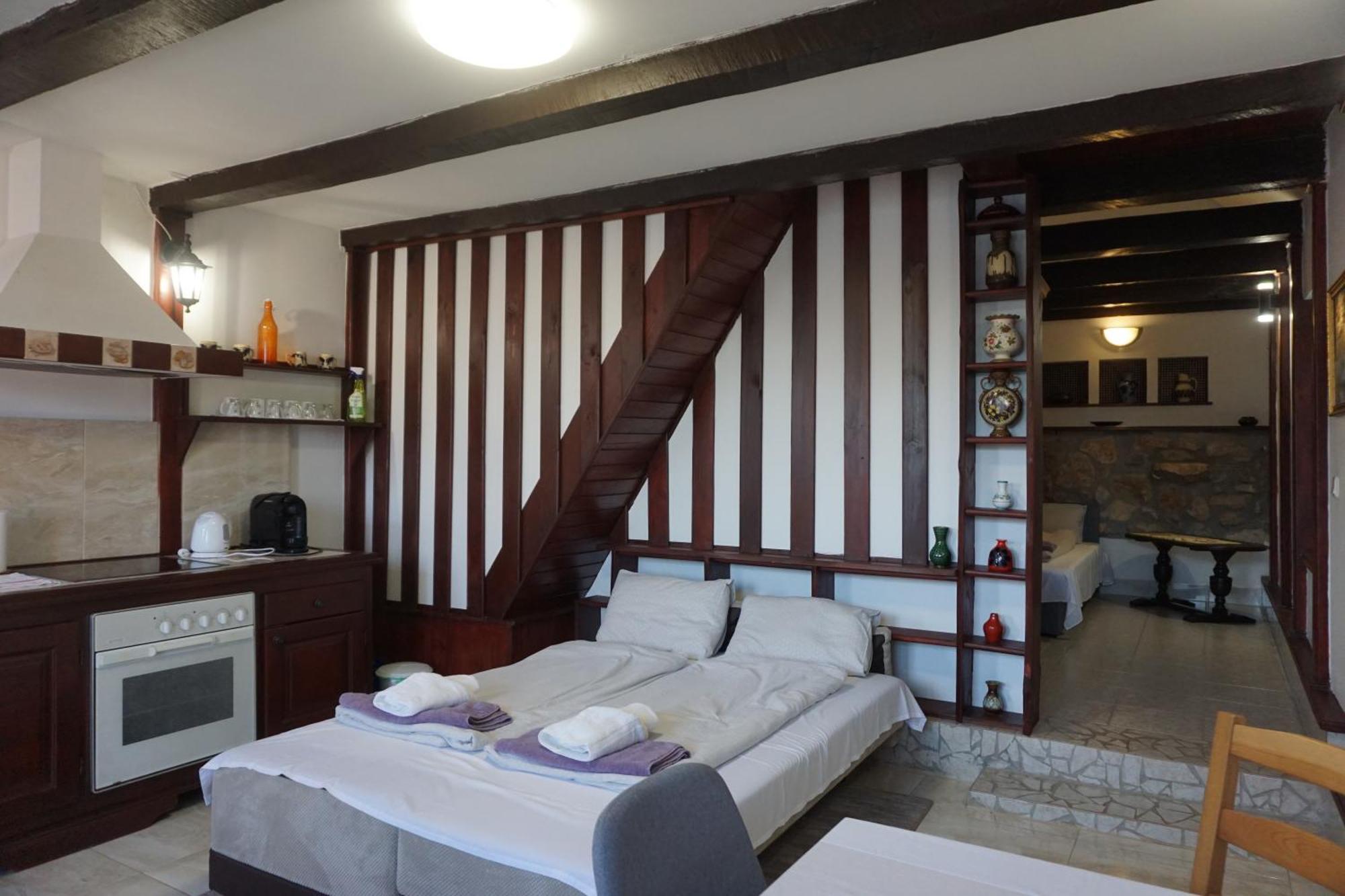 Joe Bácsi Rezidenciája Apartamento Kisharsány Exterior foto